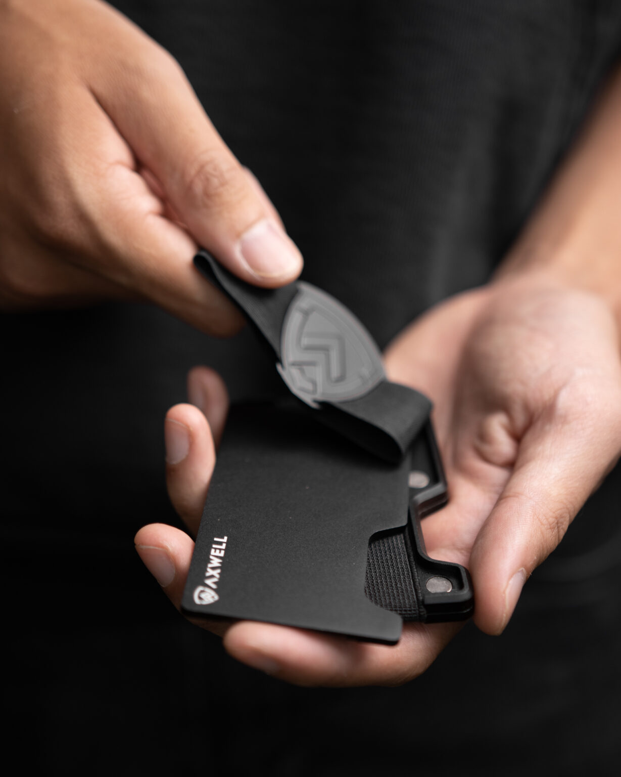 Axwell Wallets allow for easy customization by swapping cover plates and additional accessories.