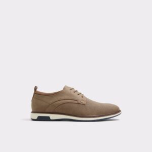 The Karson - oxford shoe is praised by Tyler Jurelle for its classic and elegant design.